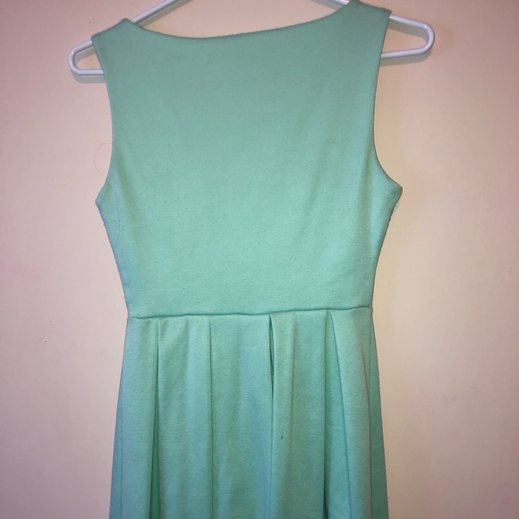 Mint green dress - Picture 2 of 2
